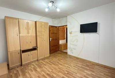Apartament cu 2 camere decomandat, mobilat în Carei - 2