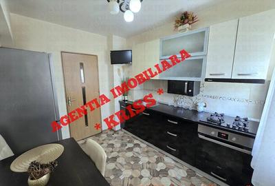 Apartament cu 3 camere decomandat în Exercițiu - 7