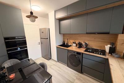 Apartament cu 2 camere semidecomandat în Iancului