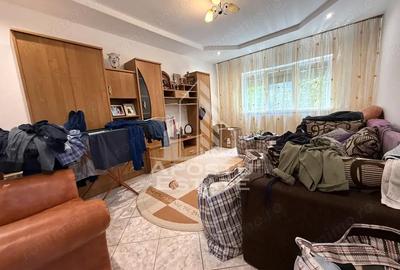 Apartament cu 2 camere decomandat, mobilat în Freidorf - 4