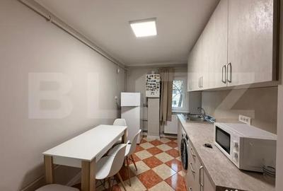 Apartament cu 3 camere decomandat în 1 Mai - 10
