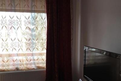 Casă cu 6 camere cu Teren 1000 Mp în Soveja - 5