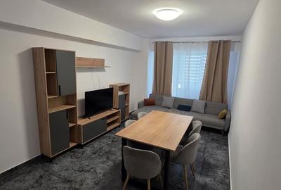 Apartament cu 3 camere decomandat în Șerbănești - 2