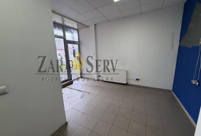 Spațiu comercial, de 45 mp, în Est - 2
