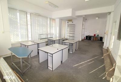Spațiu comercial, de 231 mp, în Central - 12