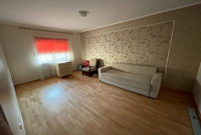 Casă individuală cu 6 camere cu Canalizare în Lazu - 2