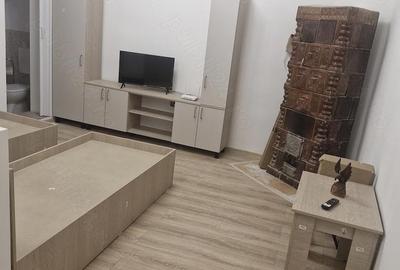 Garsonieră decomandată în Central - 3
