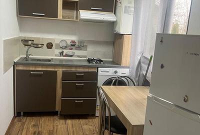 Casă cu 3 camere cu Teren 500 Mp în Central - 2