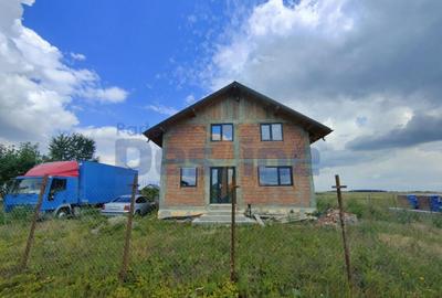 Comision 0% Casa 4 camere 194 mp La Ro?u+teren 670mp-Prose