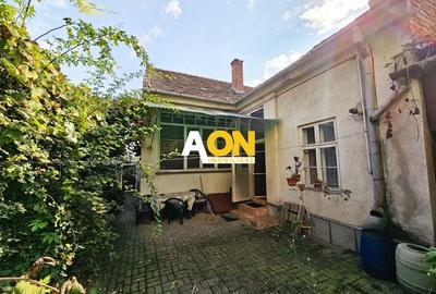 Casa cu 3 camere, 248 mp teren, pretabila pt birouri, zona Prefectura - 1