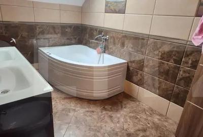 Casă cu 5 camere cu Teren 500 Mp în Criș - 11