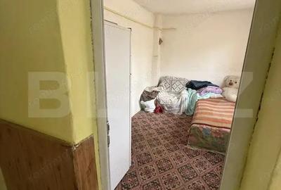 Oportunitate! Casa cu gradina mare in Moreni Oportunitate! Casa cu gradina mare in Moreni - 1