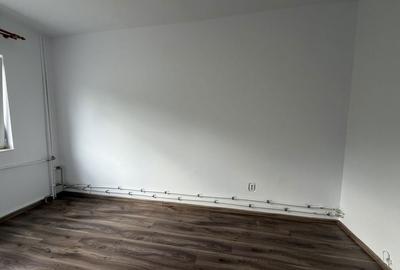 Garsonieră nedecomandată în Troianu - 2