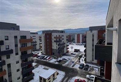 Apartament cu 2 camere decomandat, mobilat în Avantgarden