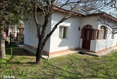 Casă cu 2 camere cu Teren 1042 Mp în Central - 6