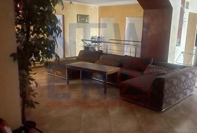 Casa/Vila 2 Mai cu 24 camere /si un spatiu comercial de 98mp - 1