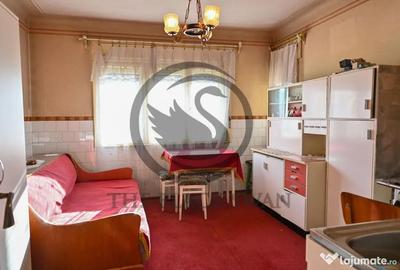 Casă cu 6 camere cu Teren 780 Mp în Central - 2