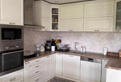 Casă cu Teren 570 Mp în Central - 4