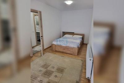 Apartament cu 3 camere semidecomandat, mobilat în Central - 2