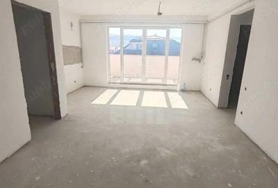 Apartament cu 3 camere semidecomandat în Sud - 1