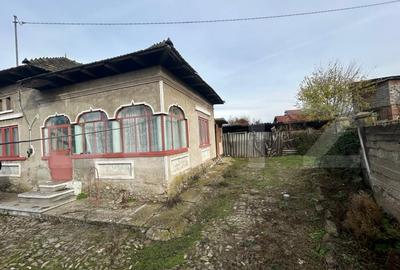 Casa 67 mp, 727 mp teren, 1190 mp extravilan, zona Doicesti - 2