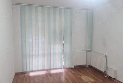 Inchiriez spatiu comercial Piatra Neamt (zona Piata Centrala) - 2
