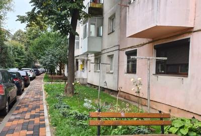 Persoana fizica inchiriez apartament 2 camere str. 22 Decembrie - 1