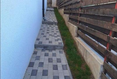 Casă individuală cu 5 camere cu Canalizare în Florești - 3