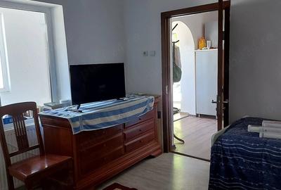 Casă cu 3 camere cu Teren 275 Mp în Central