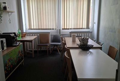 Spațiu comercial, în Central