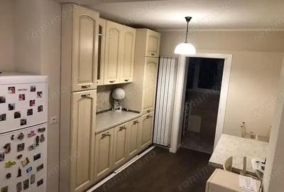 Apartament cu 2 camere decomandat în Baba Novac