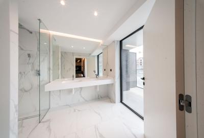 Apartament cu 3 camere de închiriat // Yacht Kid - 31