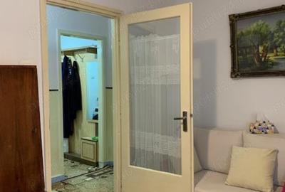 Apartament cu 3 camere semidecomandat în Lugoj - 4