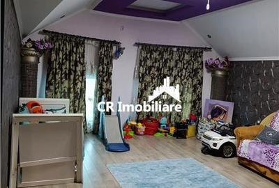 Casă cu 5 camere cu Teren 313 Mp în Central - 4