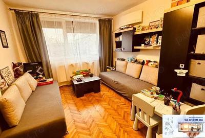 Apartament cu 4 camere decomandat în Central - 2