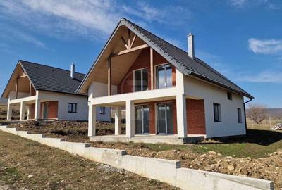 Casă individuală cu 4 camere cu Teren 800 Mp în Gilău - 1