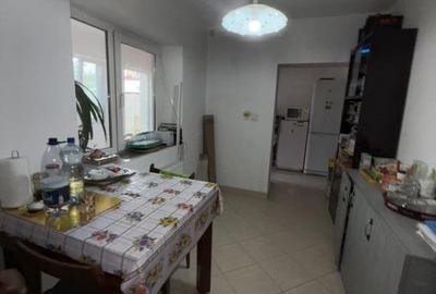 Casa cu trei camere avand 90mp suprafata utila, 1.200 mp teren, in zona Mehala - 10