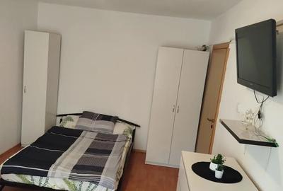 Garsonieră semidecomandată în Girocului - 2