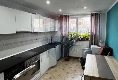 Casă cu Teren 730 Mp în Dârlos - 1