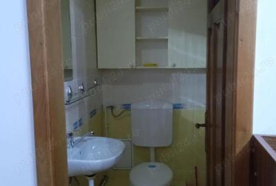 Apartament cu 3 camere decomandat în Central - 1