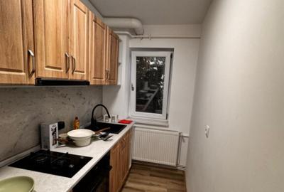 Apartament de inchiriat, cu 2 camere zona Smith - 10