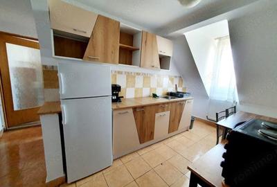 Apartament cu 2 camere decomandat în Astra - 4