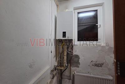 Garsonieră decomandată în Romană - 3