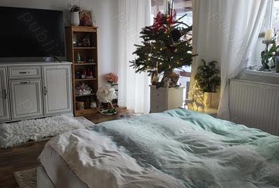 Casă cu 5 camere cu Teren 365 Mp în Micălaca - 2