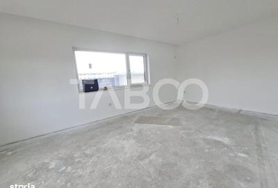 Casă cu 4 camere decomandat cu Teren 115 Mp în Central