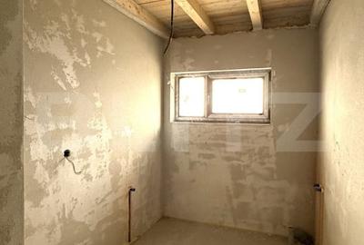 Casă individuală cu 4 camere cu Canalizare în Exterior Est - 11