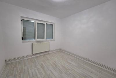 Apartament cu 2 camere semidecomandat în Adjud - 8