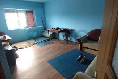 Apartament cu 3 camere decomandat în Central - 8