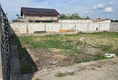 Teren de 320 mp, în Postăvari - 4