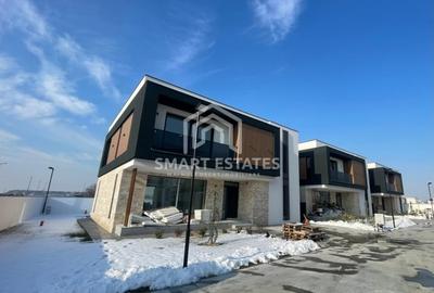 Casă individuală cu 5 camere cu Canalizare în Central - 2